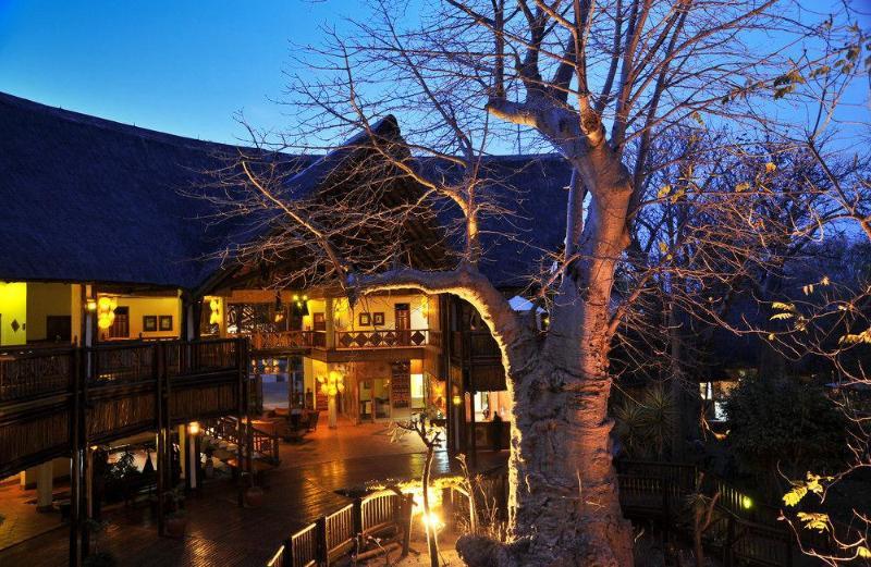 Cresta Mowana Safari Lodge Kasane Exterior photo